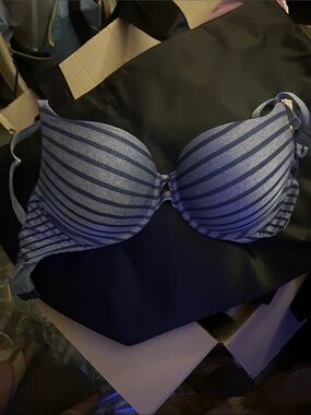 Victoria’s Secret  Striped Push-Up Bra in Blue size 34DD